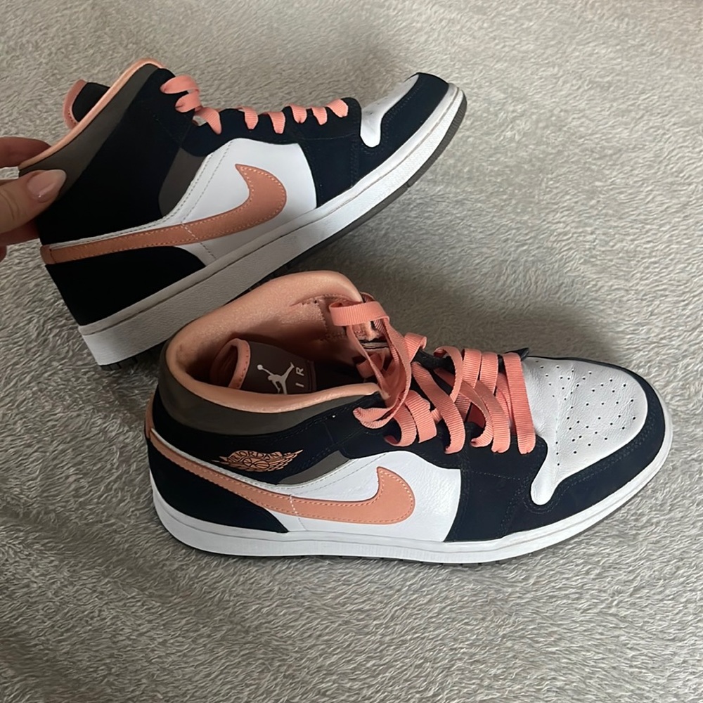 Custom Nike Jordans. Peach and black and white Jordans. Women’s size 10